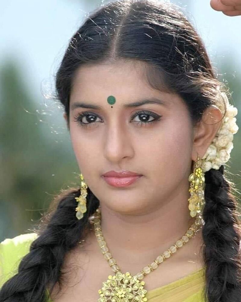 Meera jasmine new come back clicks