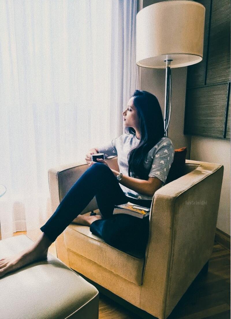 Srinidhi shetty cute photos