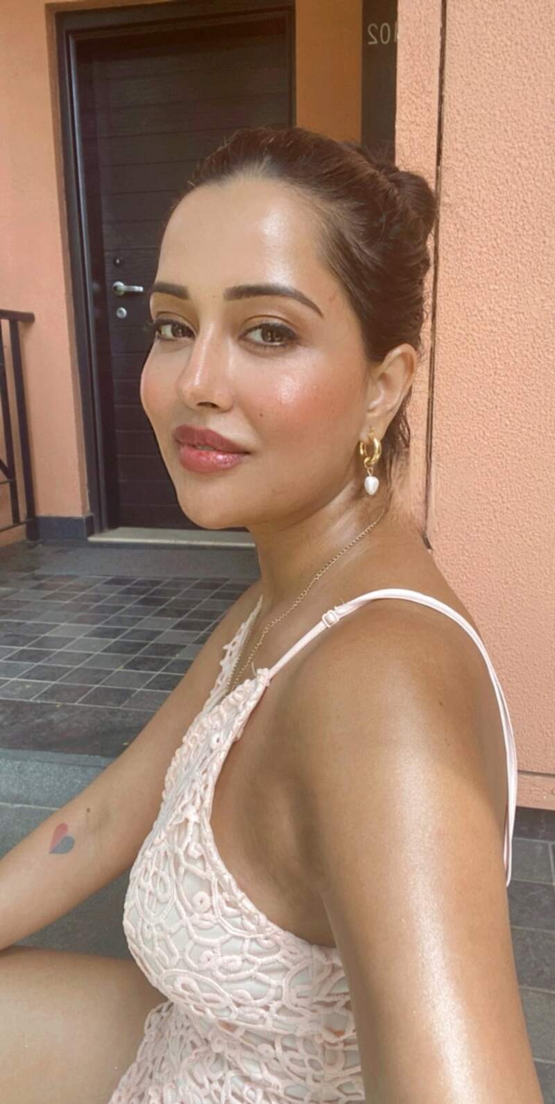 Raiza wilson beach clicks