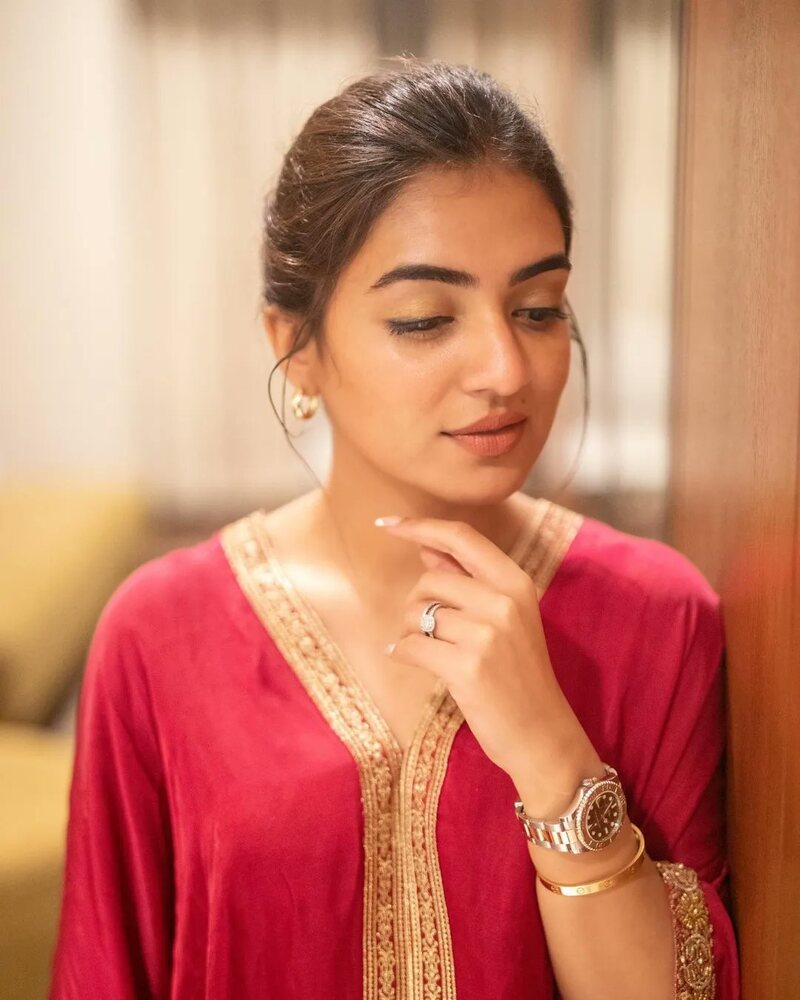 Nazriya latest clicks