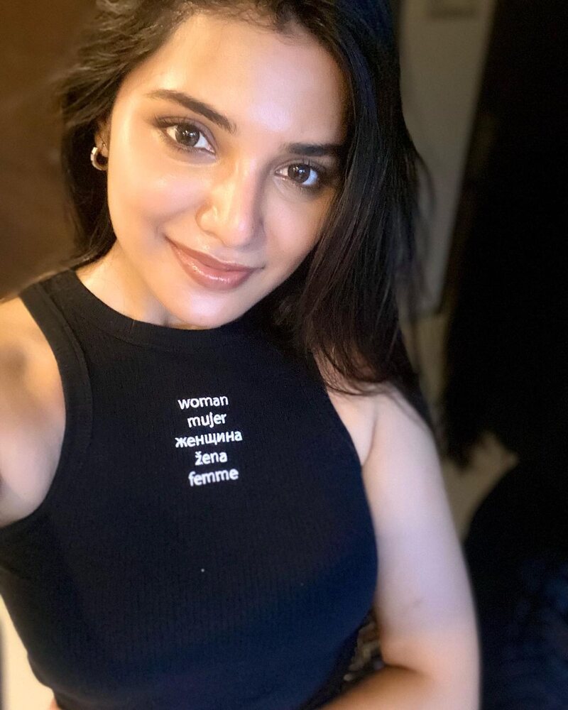 Aathmika make new photos