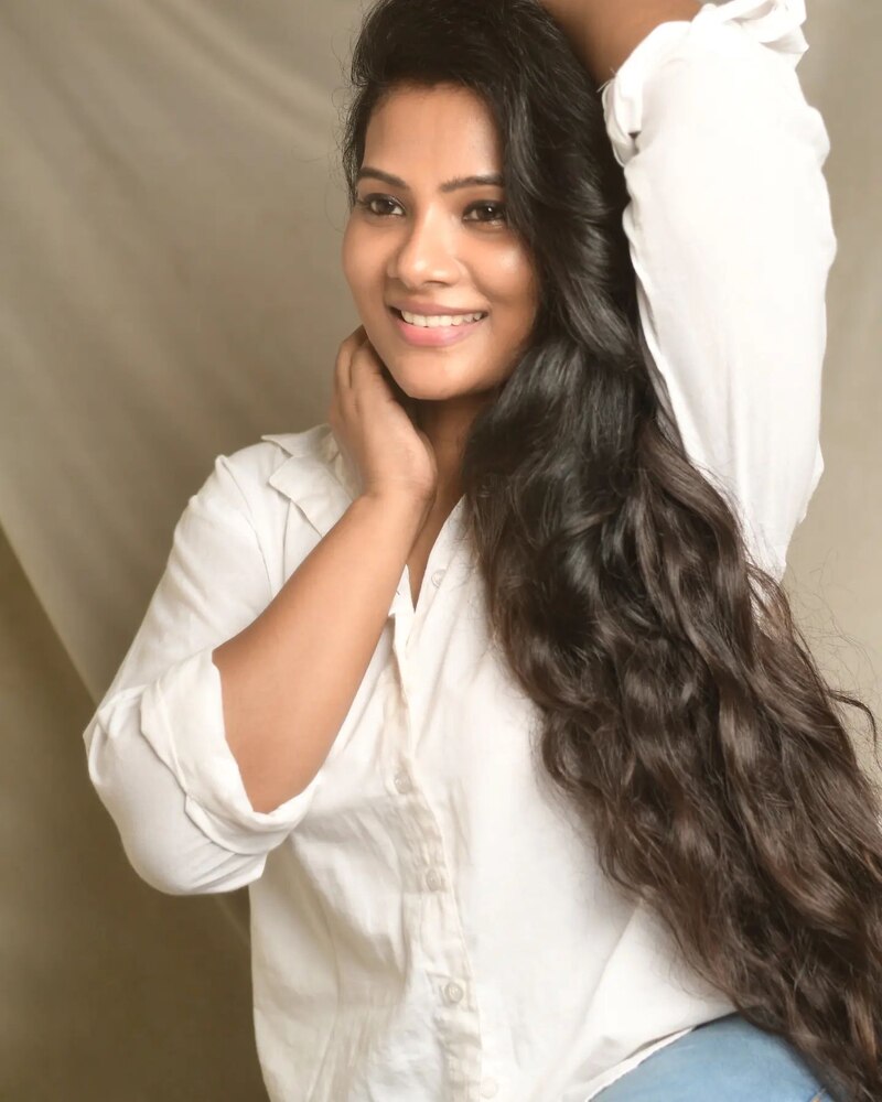 Dhivya duraisamy new clicks