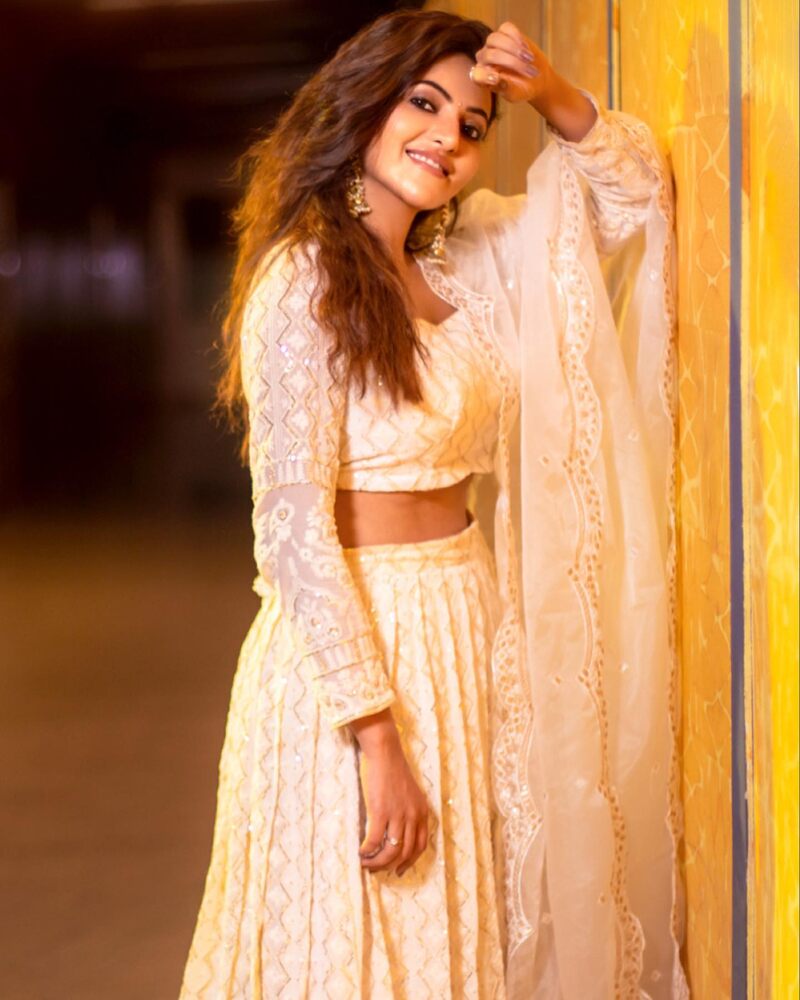 Athulya ravi new clicks
