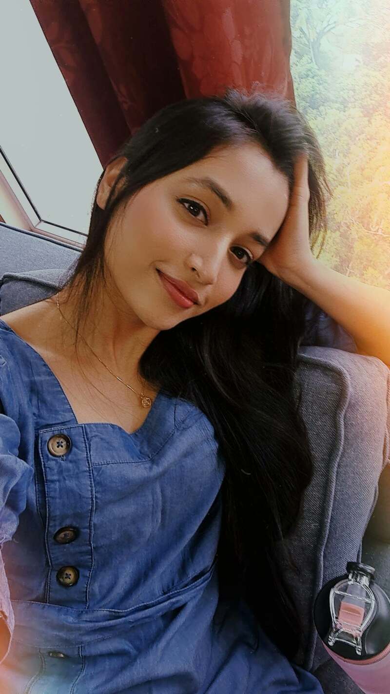 Srinidhi shetty latest click viral