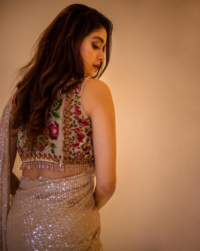 Keerthy suresh new clicks telungu film