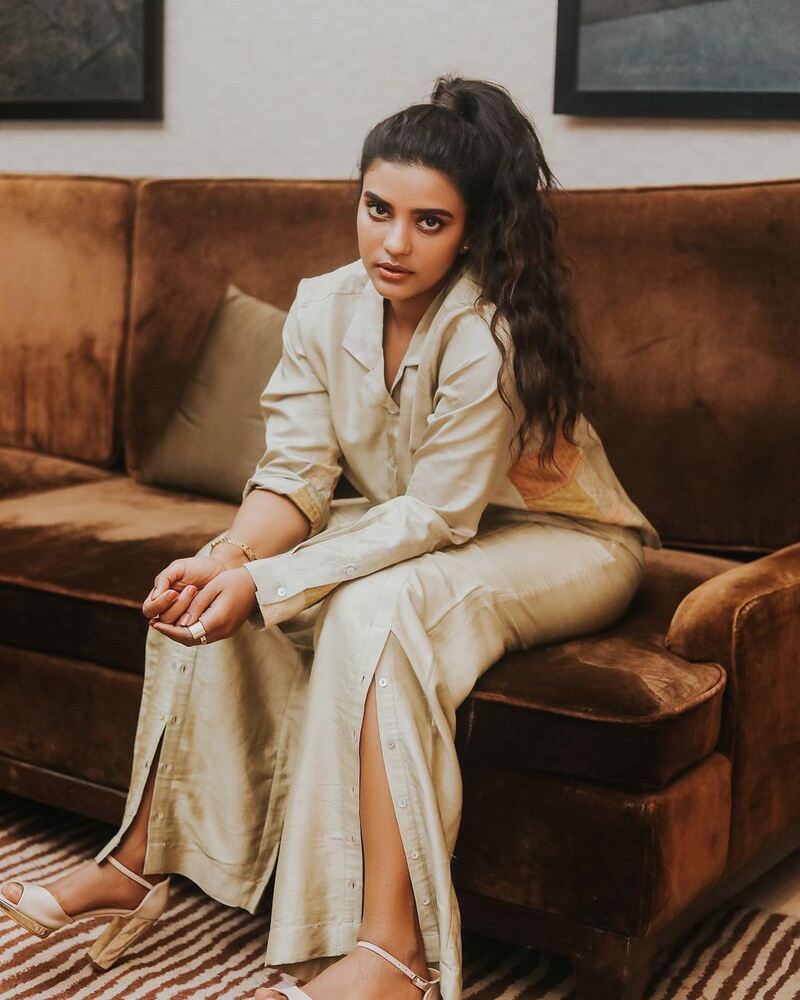 Aishwarya rajesh latest clicks viral