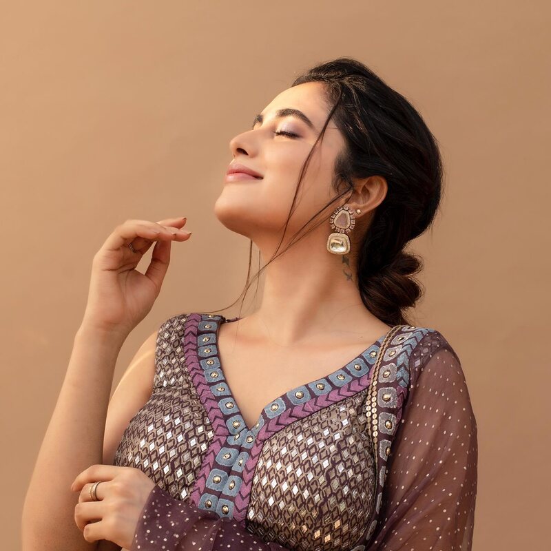 Priyankaa mohan new clicks