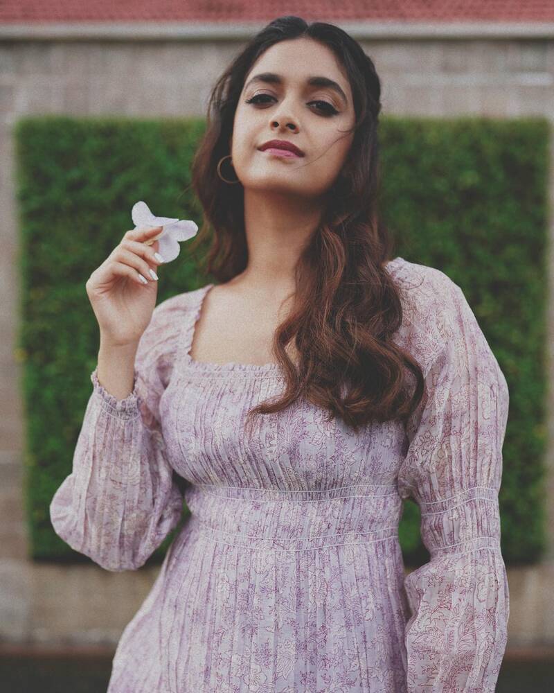 Keerthi vaashi promotions clicks