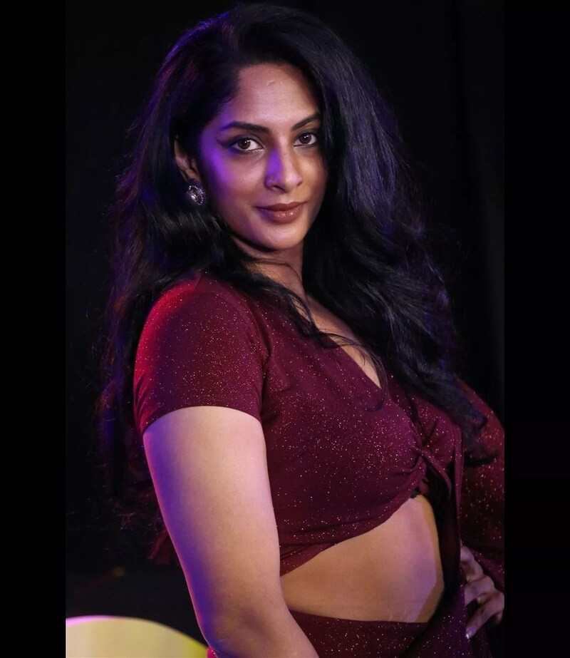 Sriya reddy latest hot photos