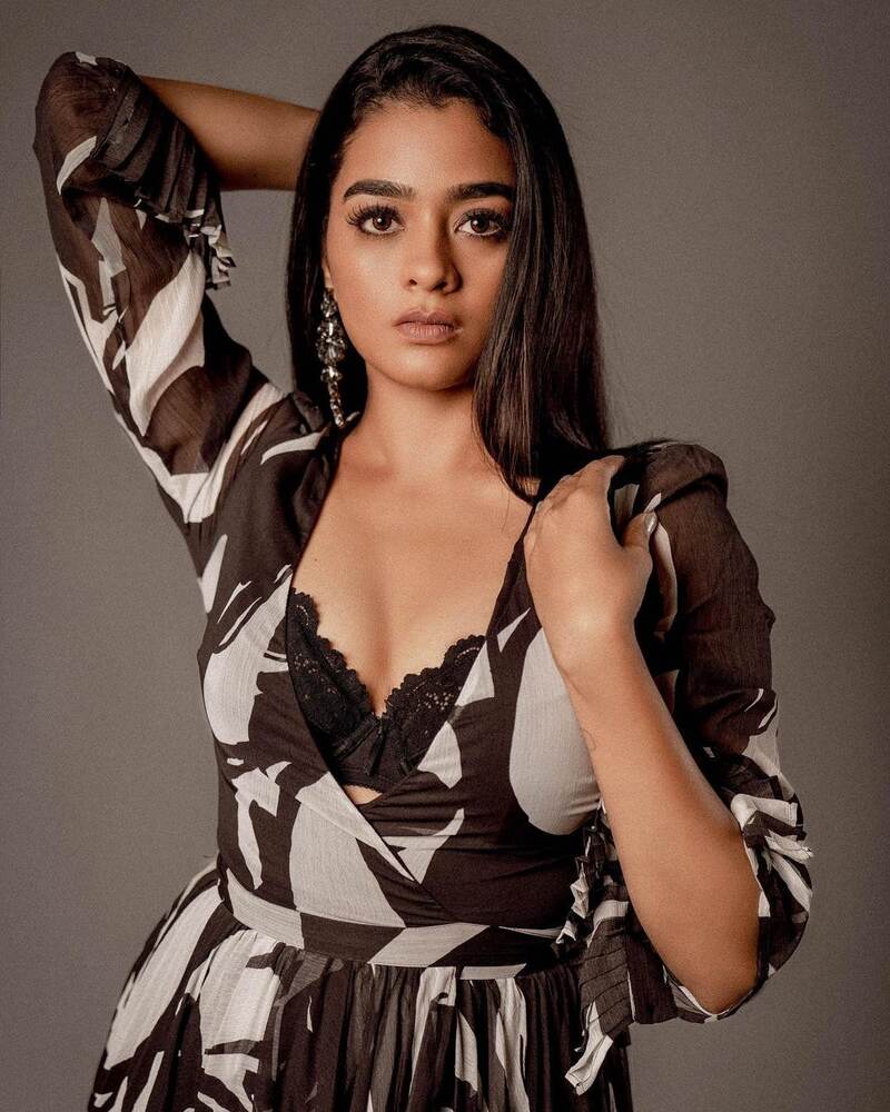 Gayathrie in black clicks