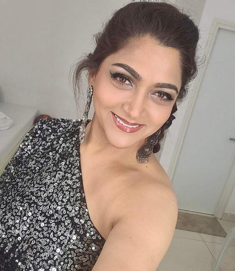 Kushboo latest photos trending