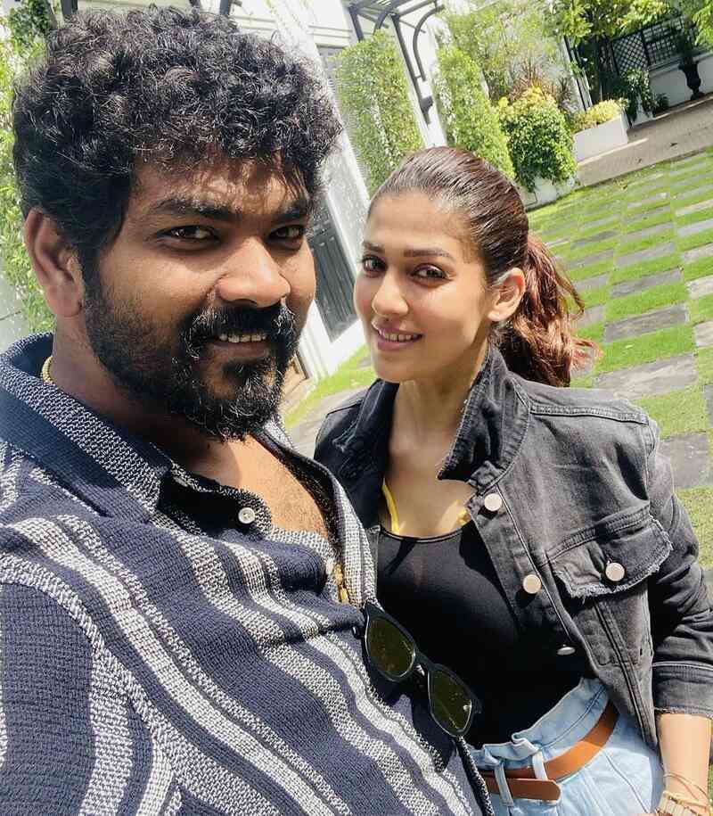 Vignesh shivan nayanthara latest clicks