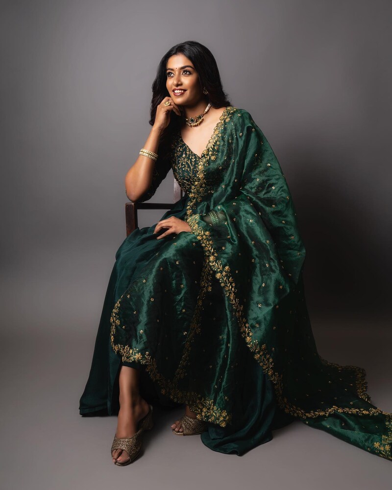 Roshni hari priyan new clicks cinema