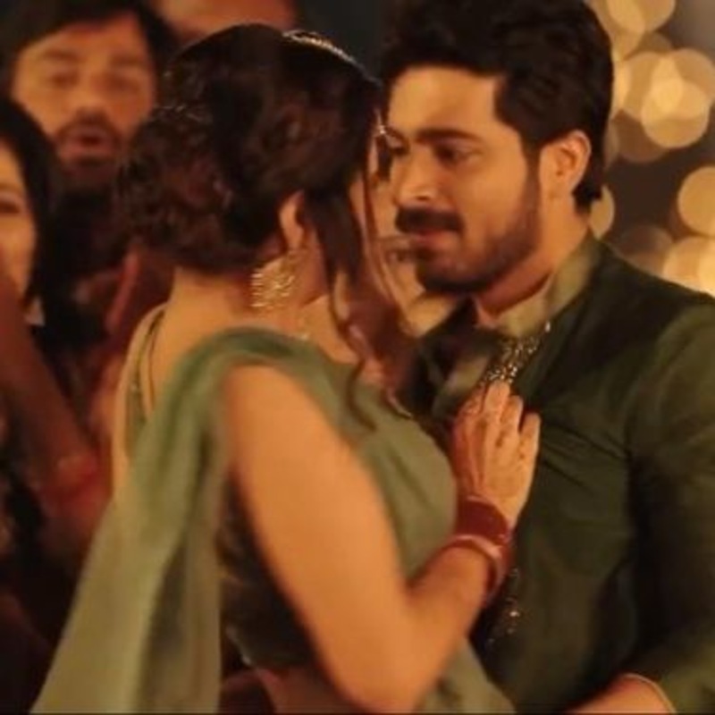 Tanya arun new thadam movei clicks