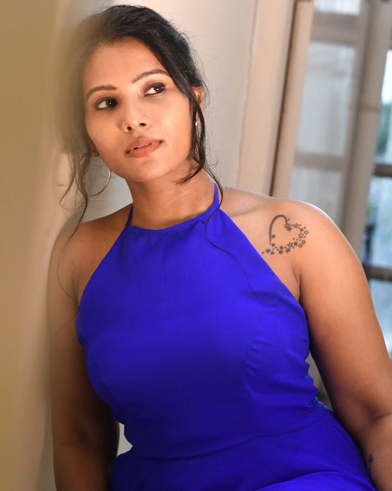 Dhivya duraisamy new hot clicks viral