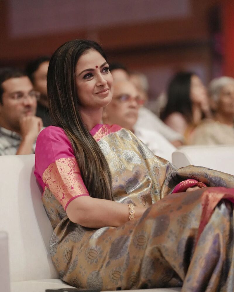 Simran latest click trending 1