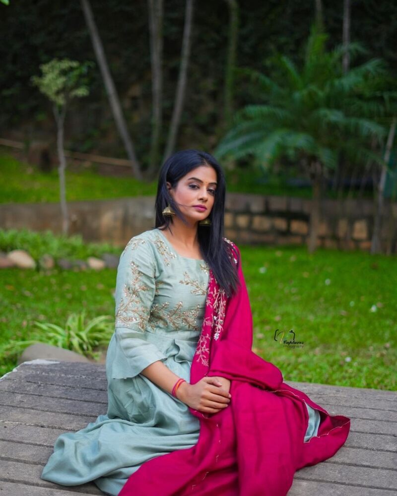 Priyamani latest photos trending