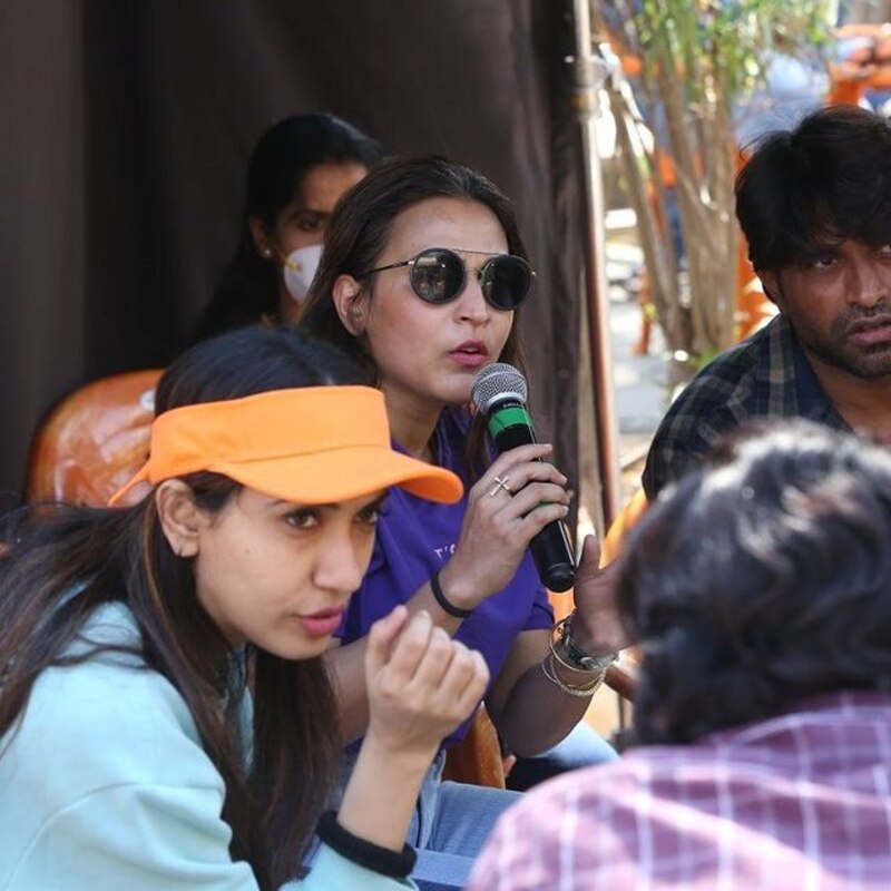 Aishwariya dhanush new clicks