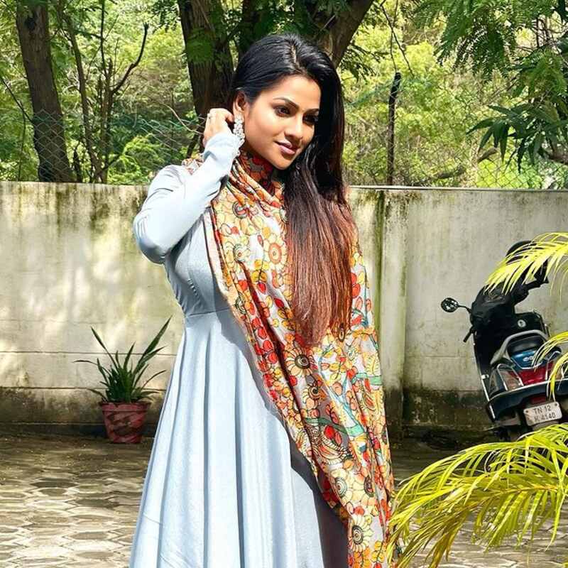 Leesha eclairs new hot reels viral