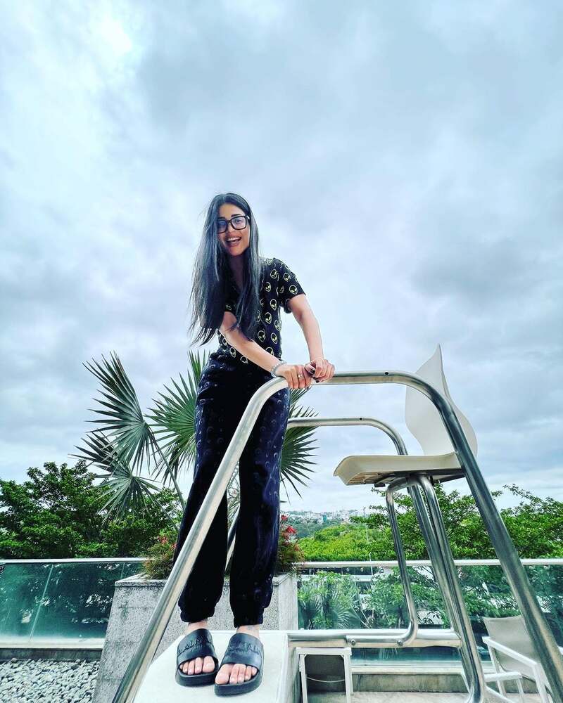 Shruti haasan latest photos