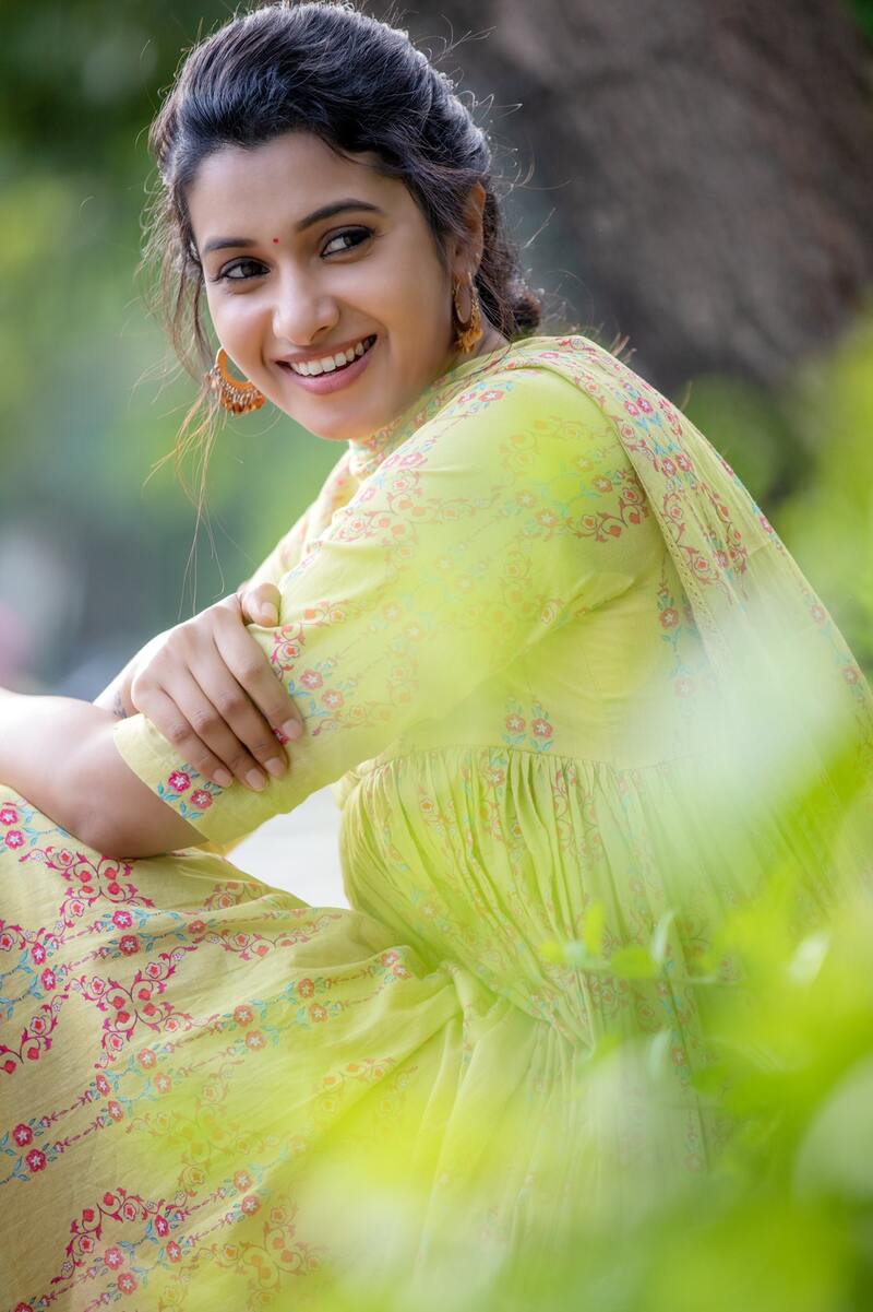 Pbs latest photos viral