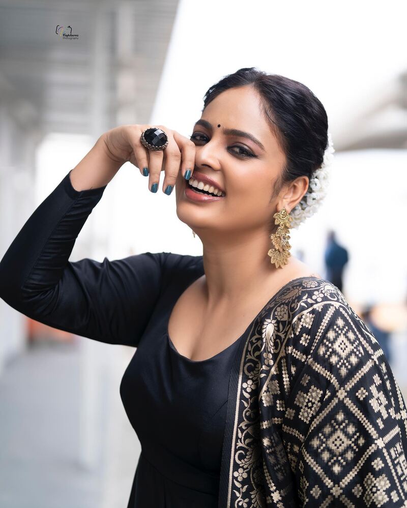 Nandita swethaa new hot