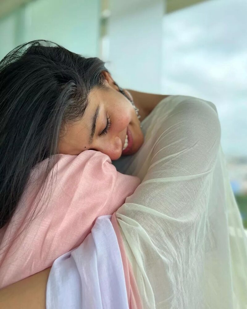 Sai pallavi new hot clicks viral