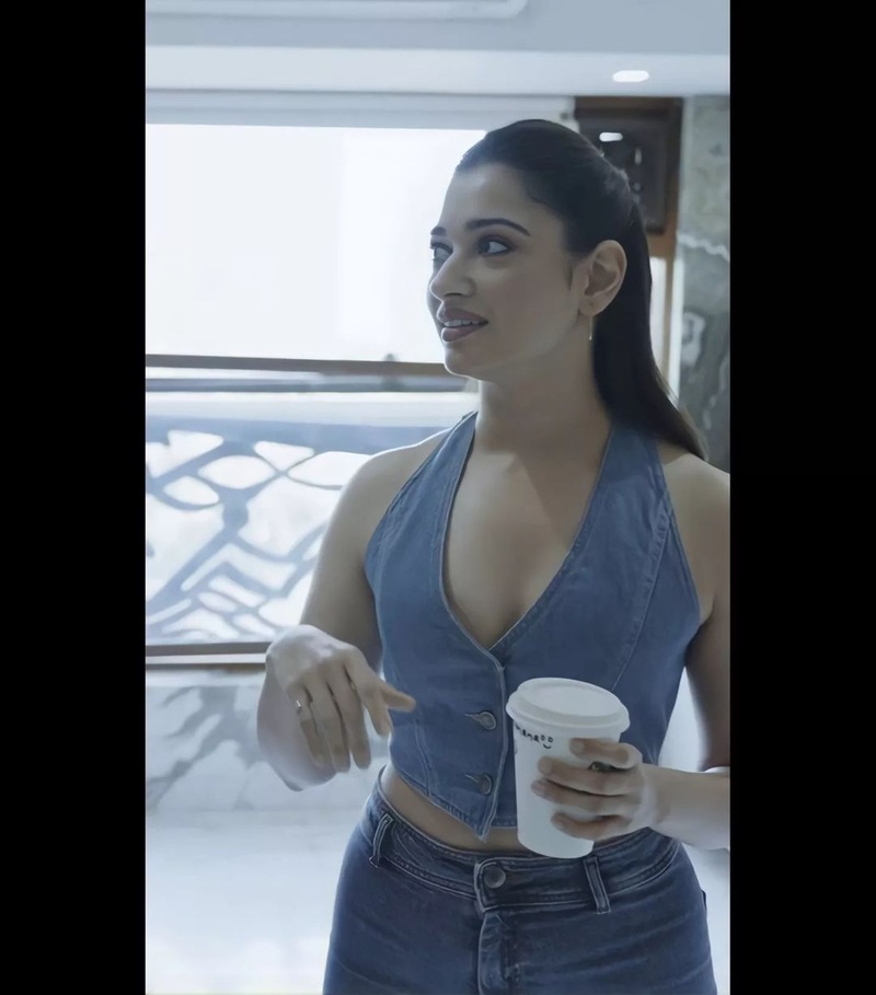 Tamanaah latest clicks viral