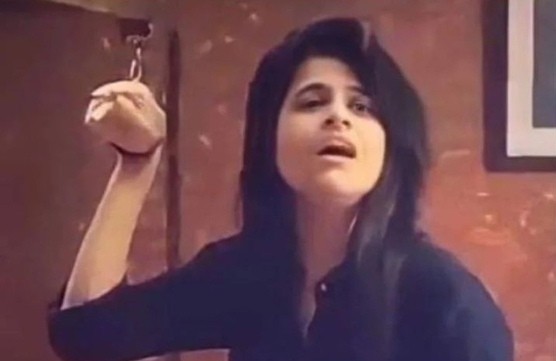 Maya slippershot reply to anchor