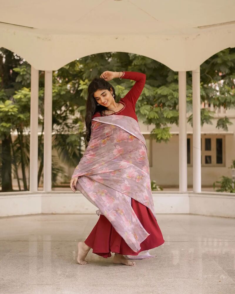 Pragya nagra new hot