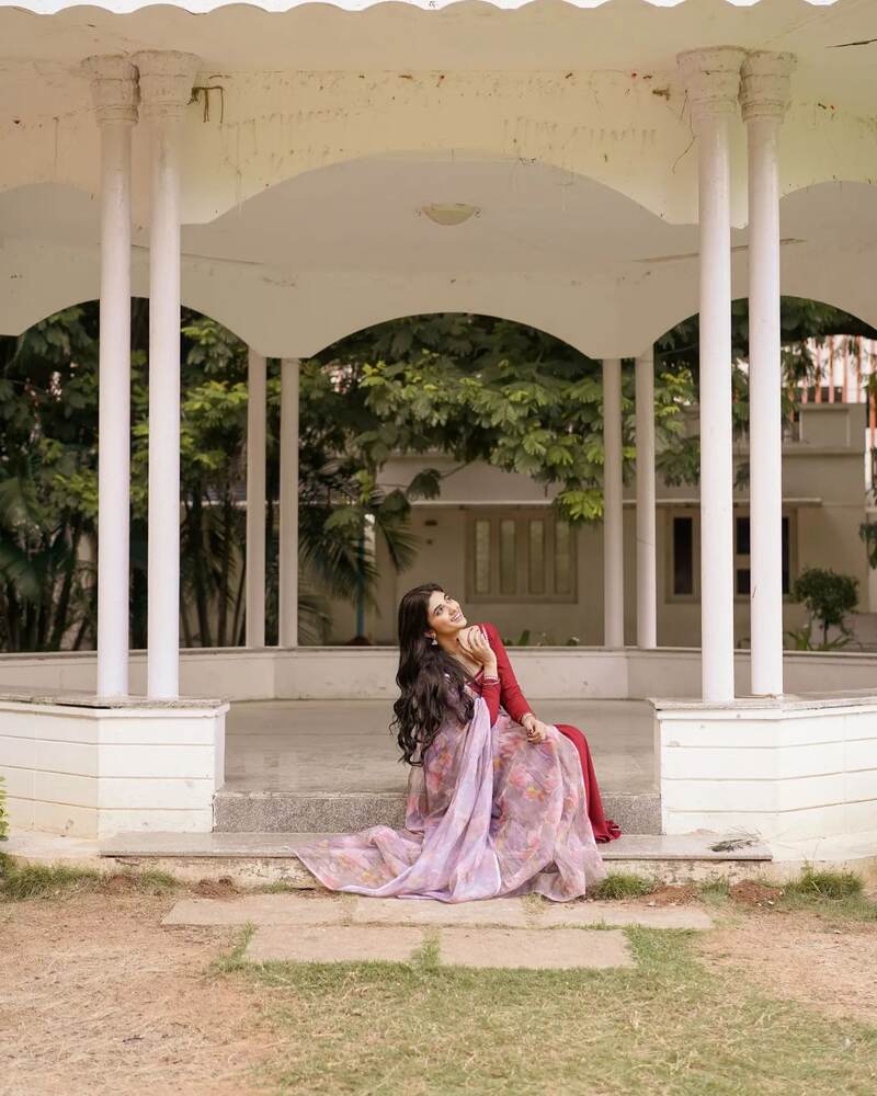 Pragya nagra new hot