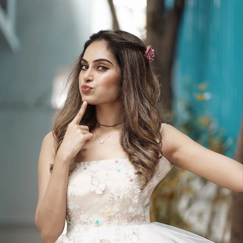 Shruthika clicks new hot