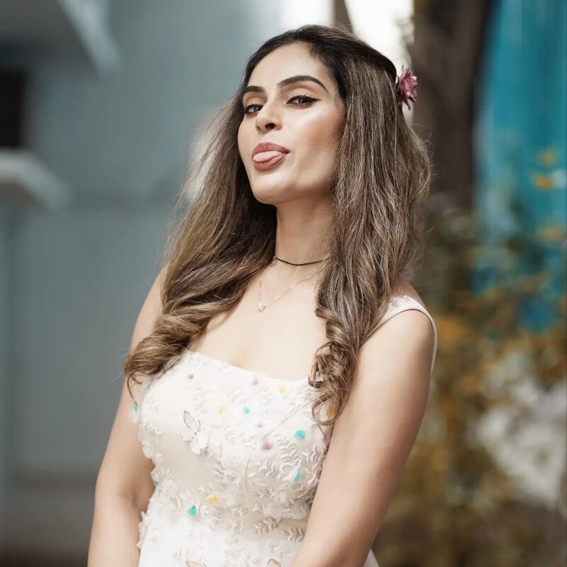 Shruthika clicks new hot