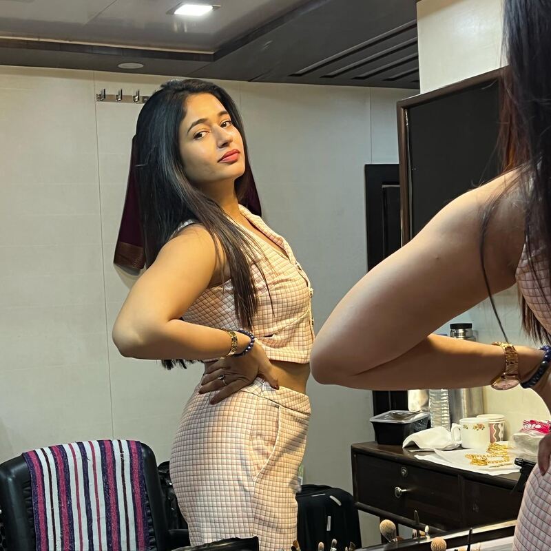 Poonam bajwa new hot