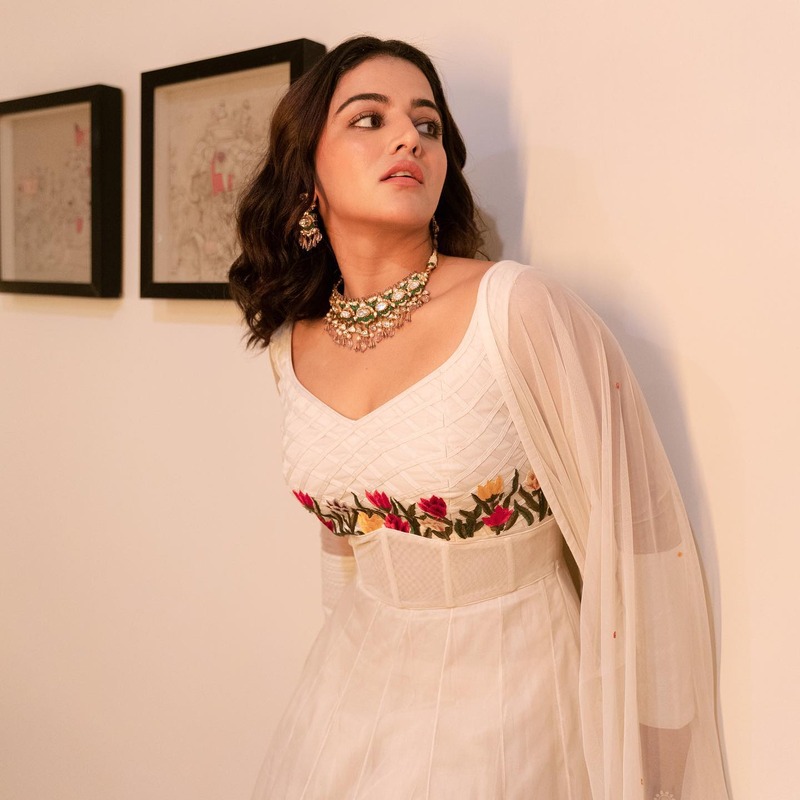 Wamiqa gabbi latest photoshoot