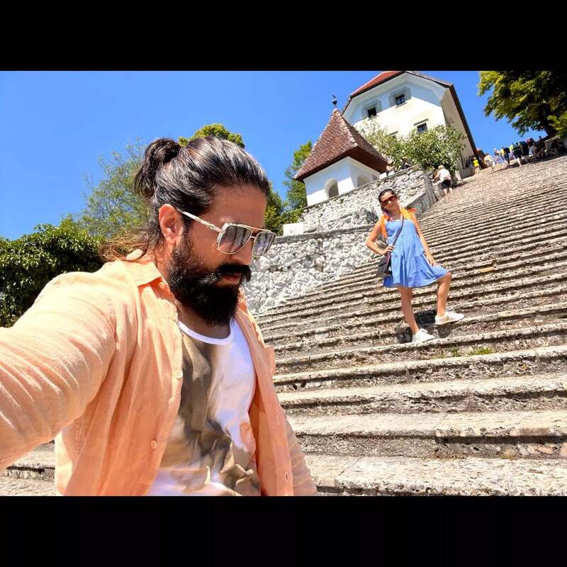 Yash radhika pandit romance