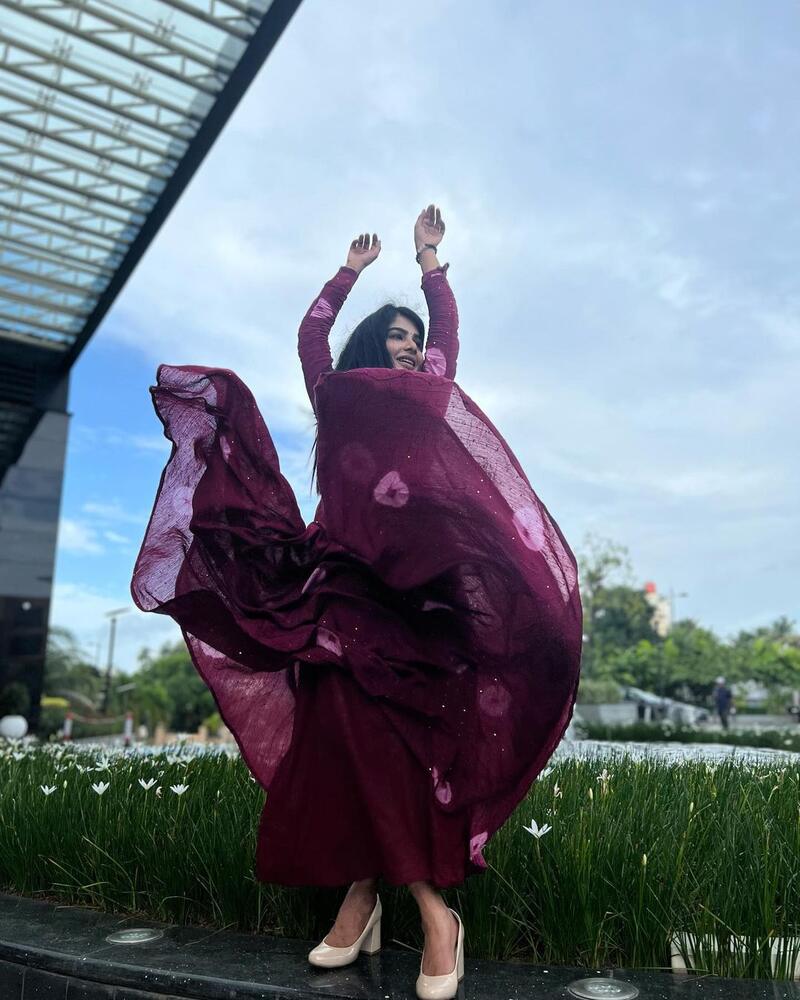 Pavithra lakshmi new hot