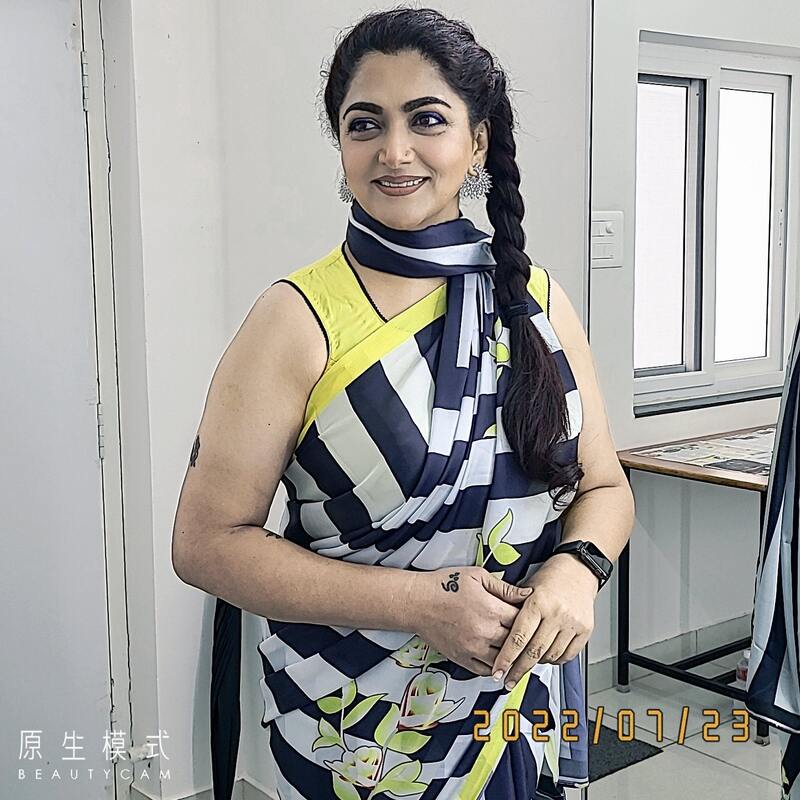 Kushboo latest photos hot