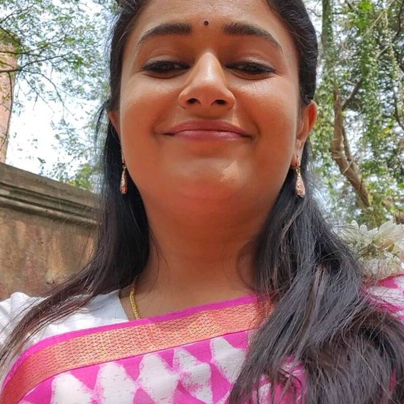 Poonam bajwa new clicks