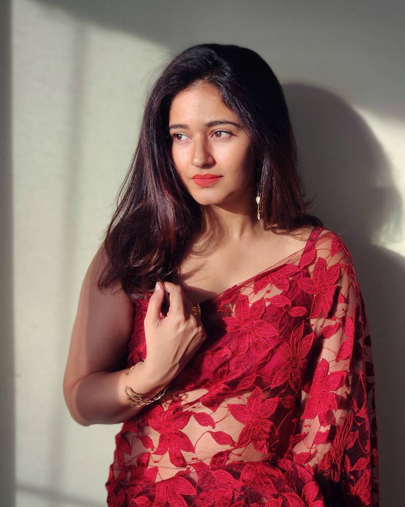 Poonam bajwa new clicks