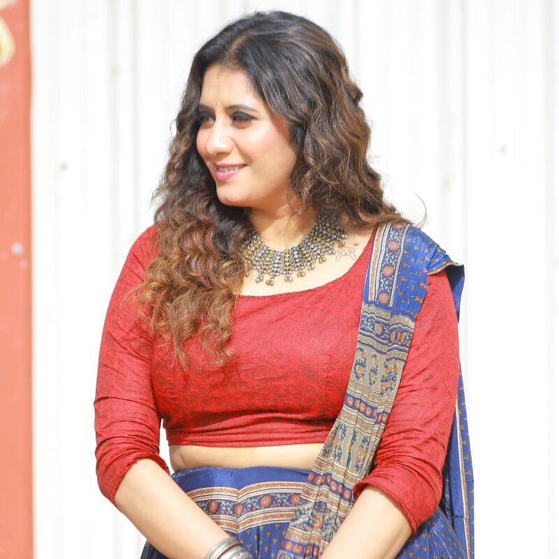 Priyanka vijaytv new clicks