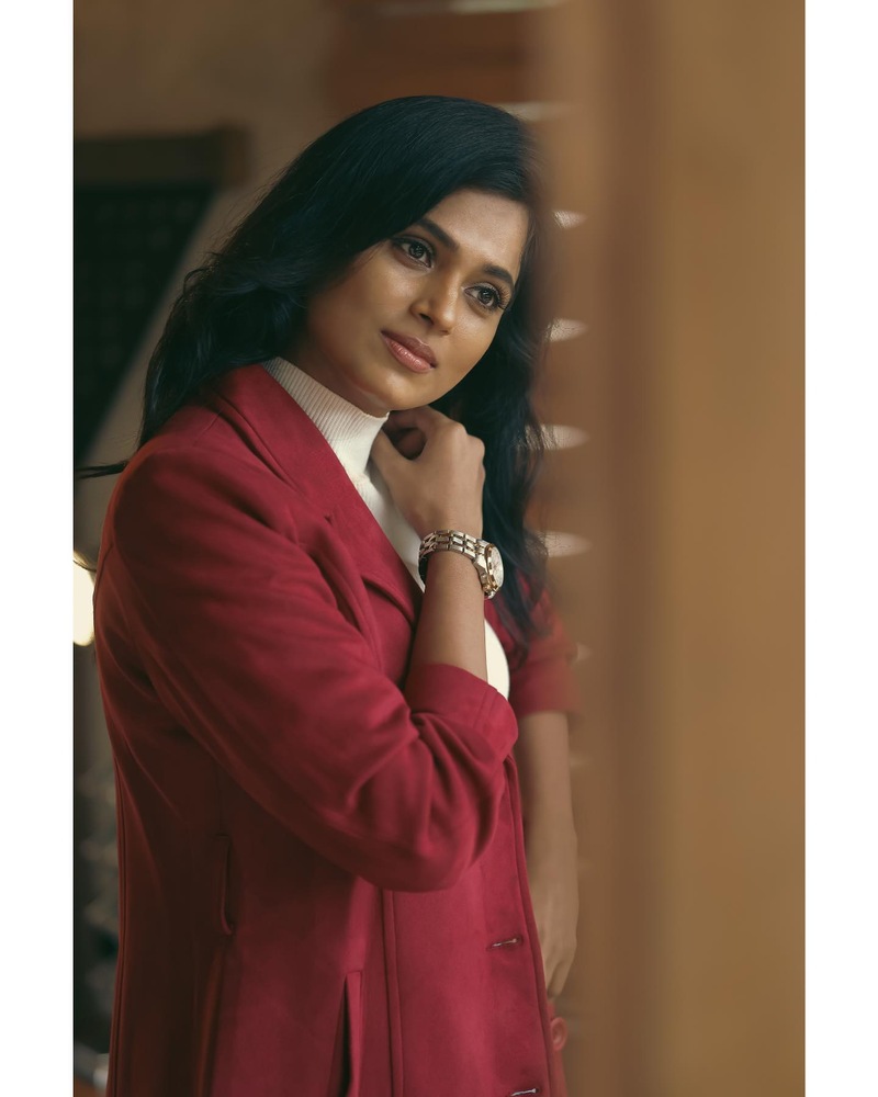 Ramya pandian new clicks