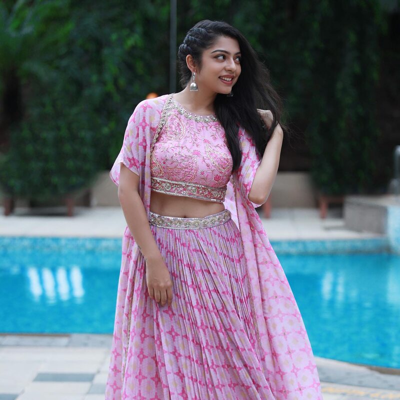 Varsha bollamma new hot