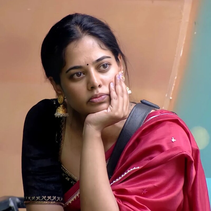 Bindu madhavi new clicks