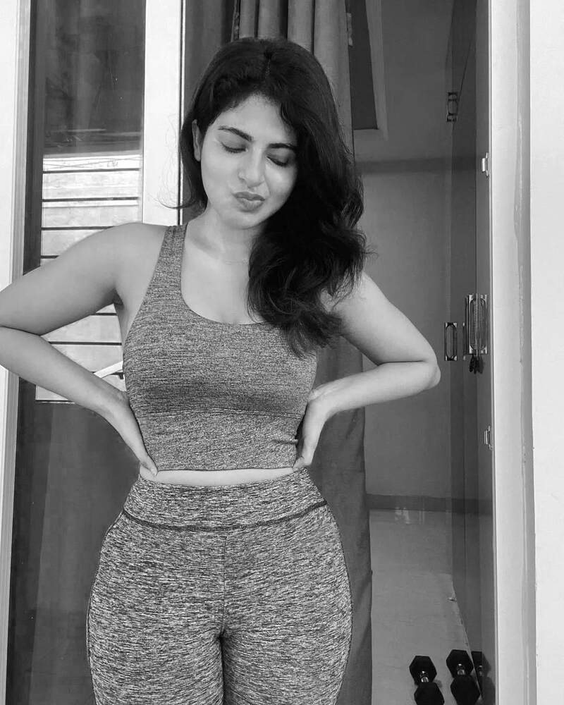 Iswarya menon latest candid