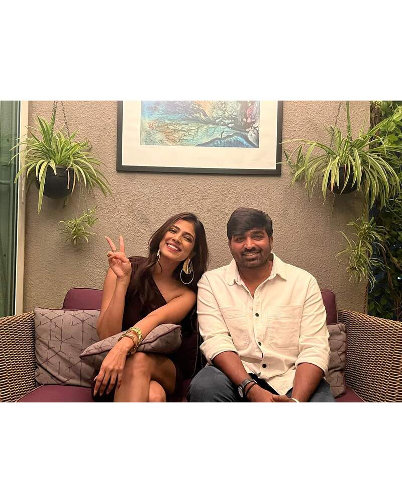 Malavika mohanan new clicks