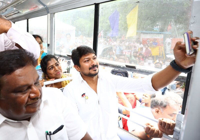 Pink bus for ladies chennai