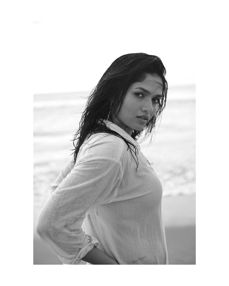 Sunainaa tamil new clicks