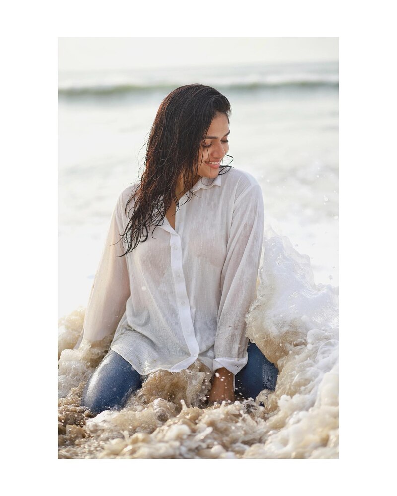 Sunainaa tamil new clicks