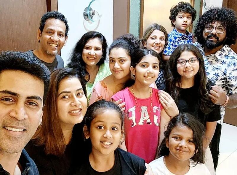 Meena latest clicks vairal